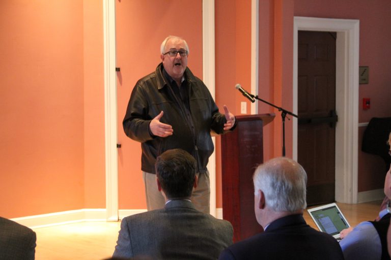 Fugate addresses a public audience during a visit to UNC-Chapel Hill